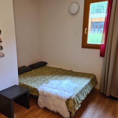 Les Orres 1800 Appartement 4 P Jacuzzi Balneo Prive Vue Piste Piscine Residence Exterior photo